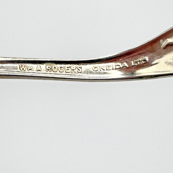 William Rogers Oneida Silver Plate Cuff Bracelet Vintage Engravable Size 6.75 - Picture 3 of 5